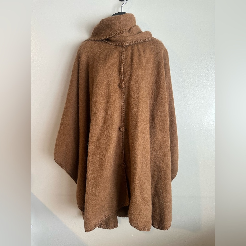 Peruvian Link 100% Alpaca Cape Ruana – Camel Brown Fringe Wrap – Made in Peru OS